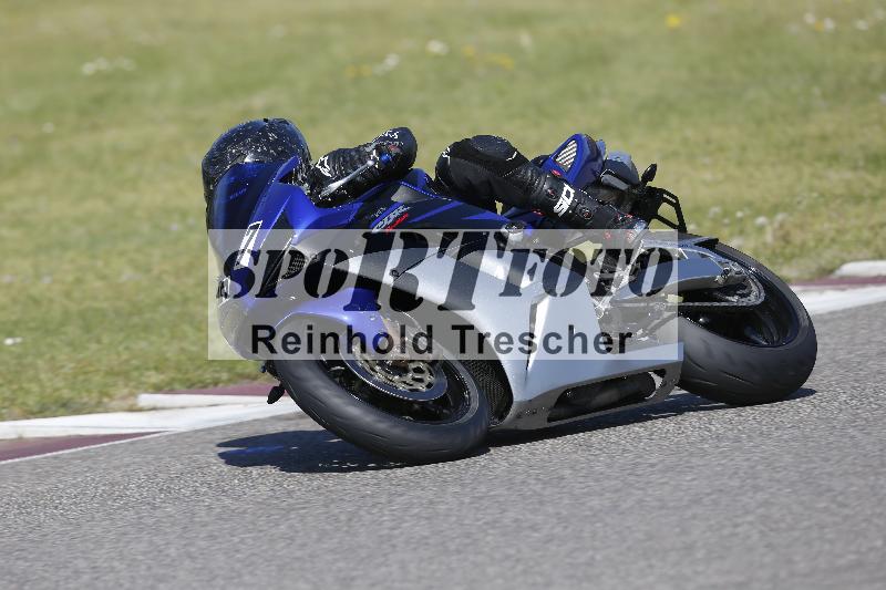 /10 20.04.2026  Pluess Moto Sport ADR/Freies Fahren/57